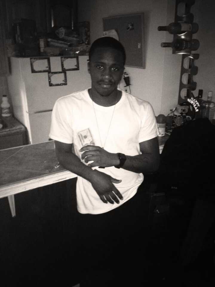 #ThisShitAin'tHeavyV.1 #BGM #ErieAve IvGeez Holy Ghost Shot By @DjBey215: http://t.co/n8muQGgQVw