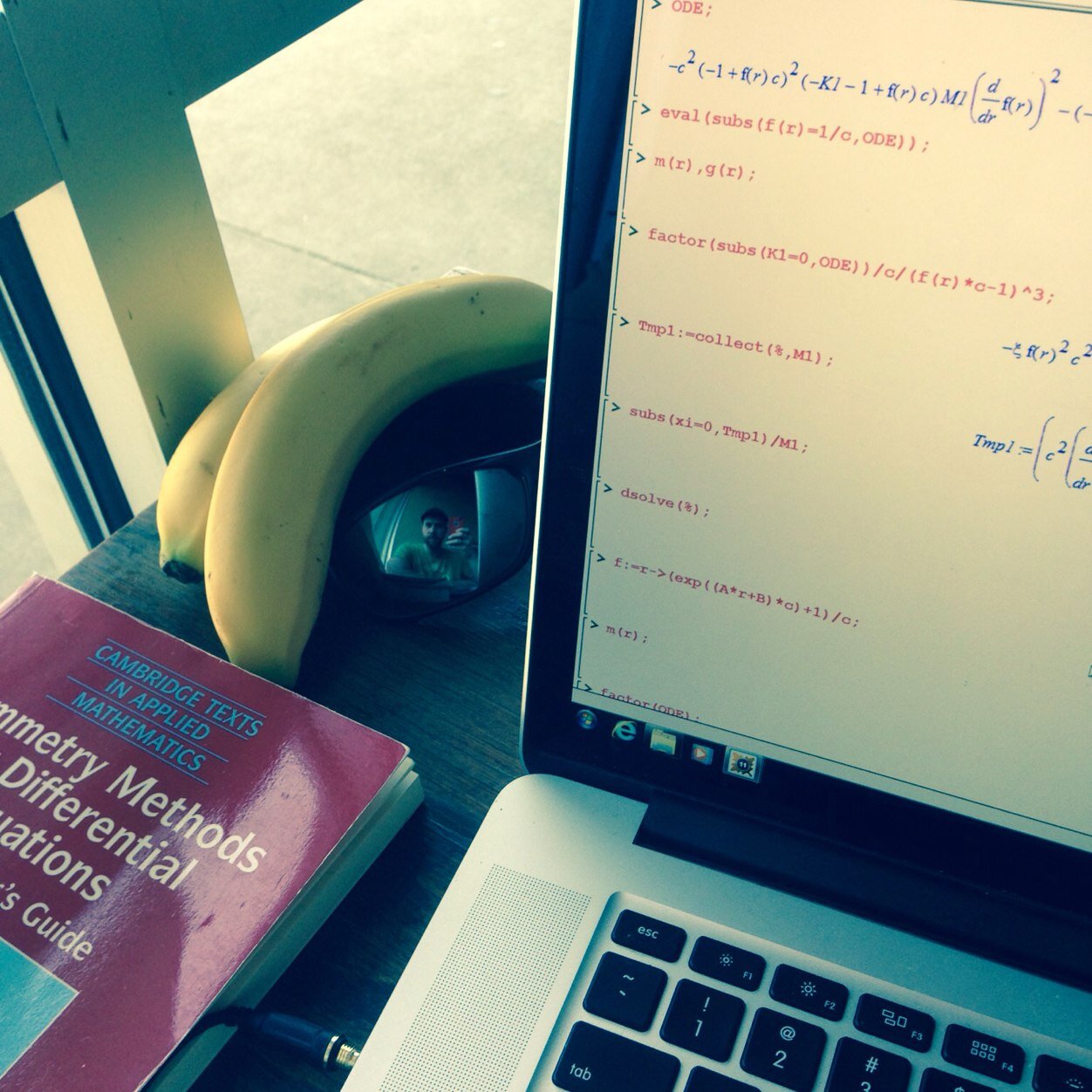 EkrutDavid's profile picture. I dabble in this and that.