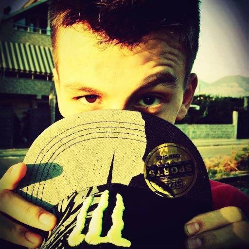 Hello! I'm Idi Bami, i live in Tirana, capital city of Albania. I love Liverpool Football Club, i mean, i'm a big fan of this team.