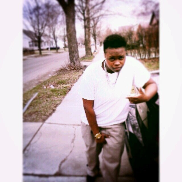 What It Do ? New twitter. Dnt trip. I follow back..