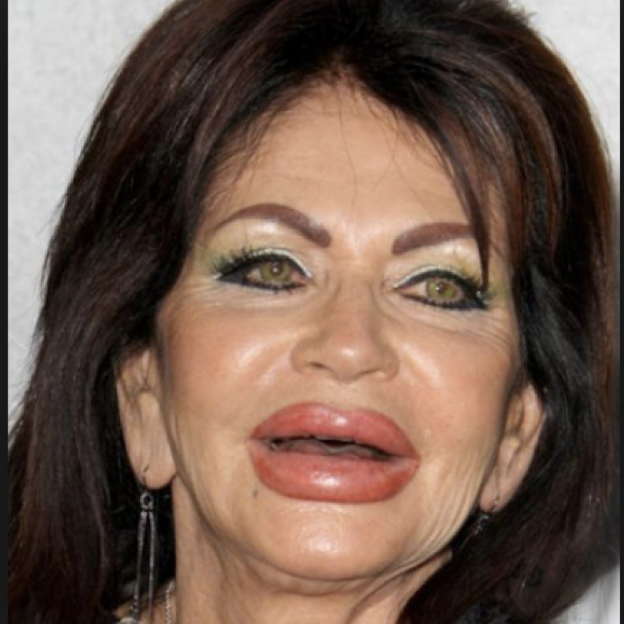 Believer of botox, xanax, cran-vods, and carpool.