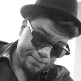 Amor é pra sentir não pra entender...Sou Flamenguista e fã do @sorrisomaroto com muito orgulho! @bcbrunocardoso @vinisorriso Frei Cris e Sérginho, Amo muito...