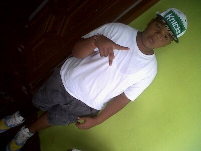YOo soy un TipOo sEeriOo huumILdE SiNcoTiZAajEe