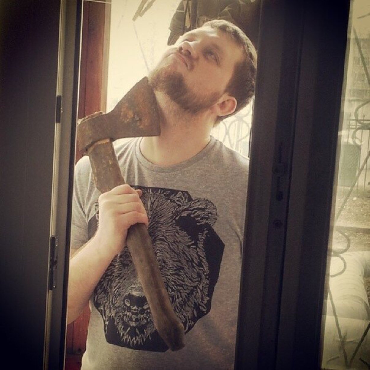 Iv_mu's profile picture. 