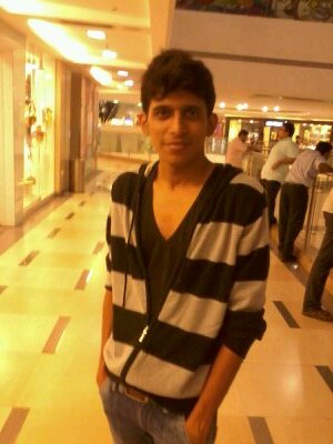 lakdawal's profile picture. 