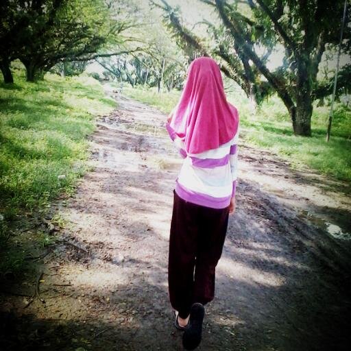 Riska_loph's profile picture. 