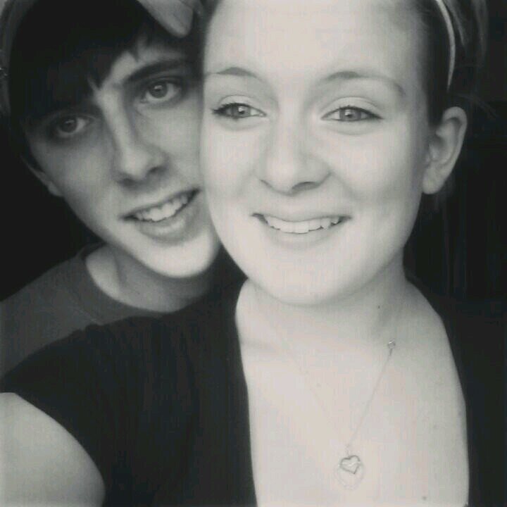 AllMe07991516's profile picture. taken by my bestfriend♥