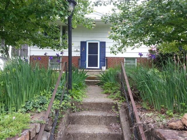A new Guesthouse in Charlottesville.