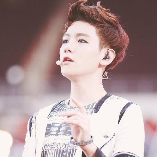 ใจดีฟอลกลับแอคนี้ @byhnt_ ใจดีมากมากฟอลแอคนี้ด้วย @BBaekhyun92x_
