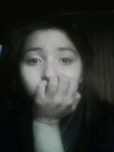 soy loka, me gusta salir con mis amiwas y me encuentro orrible