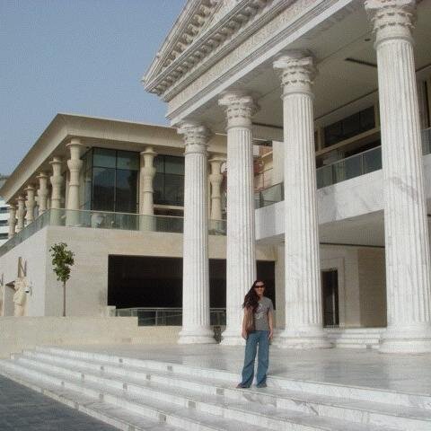 flinslynn's profile picture. Place,music,art,green spaces,photography & architecture lover