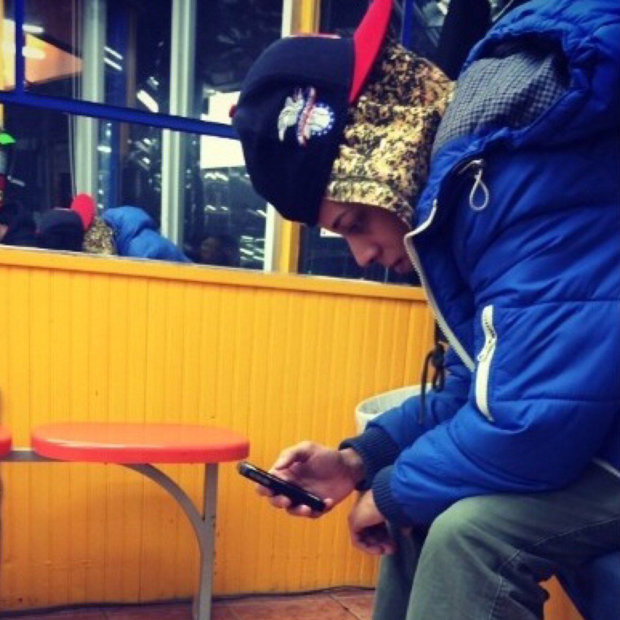 Justin_Guzmvn's profile picture. Follow Me On IG @escroti_