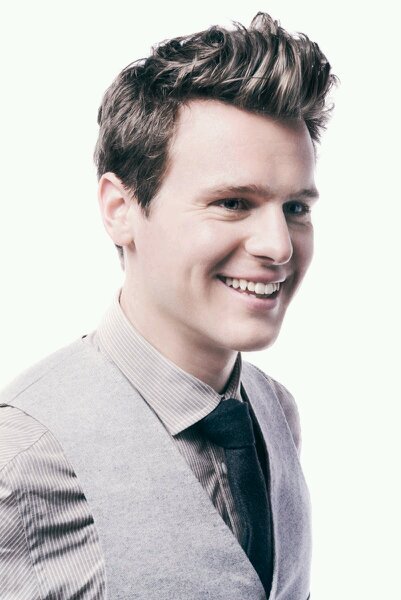 Jonathan Drew Groff. Melchoir in Spring awakening? Jesse from Glee? Patrick from Looking? Ring a bell? | #CW RP