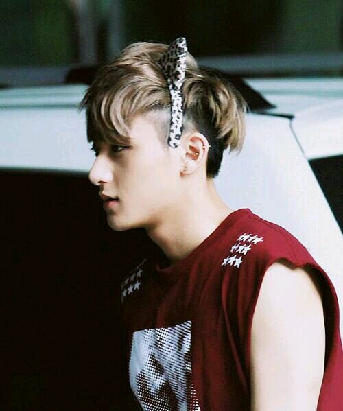 exo is my husband. sehun and tao is my bias♥