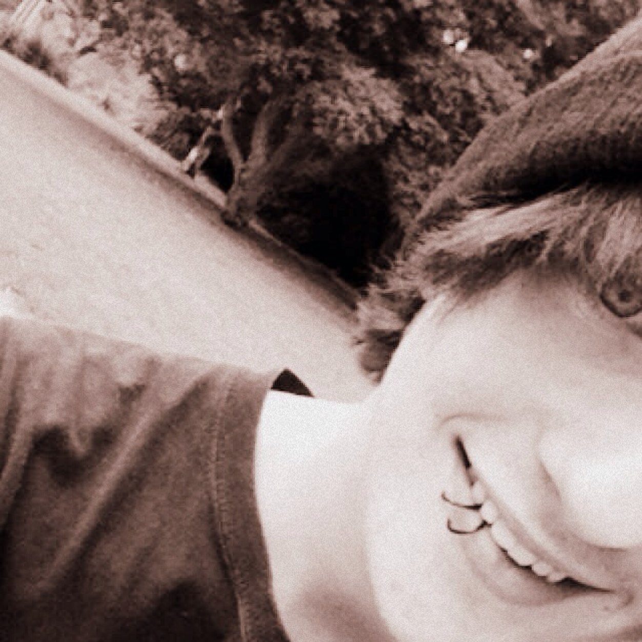 imneckdeepinyou's profile picture. Vocals for Destroy The Monument Instagram: @imneckdeepinyou