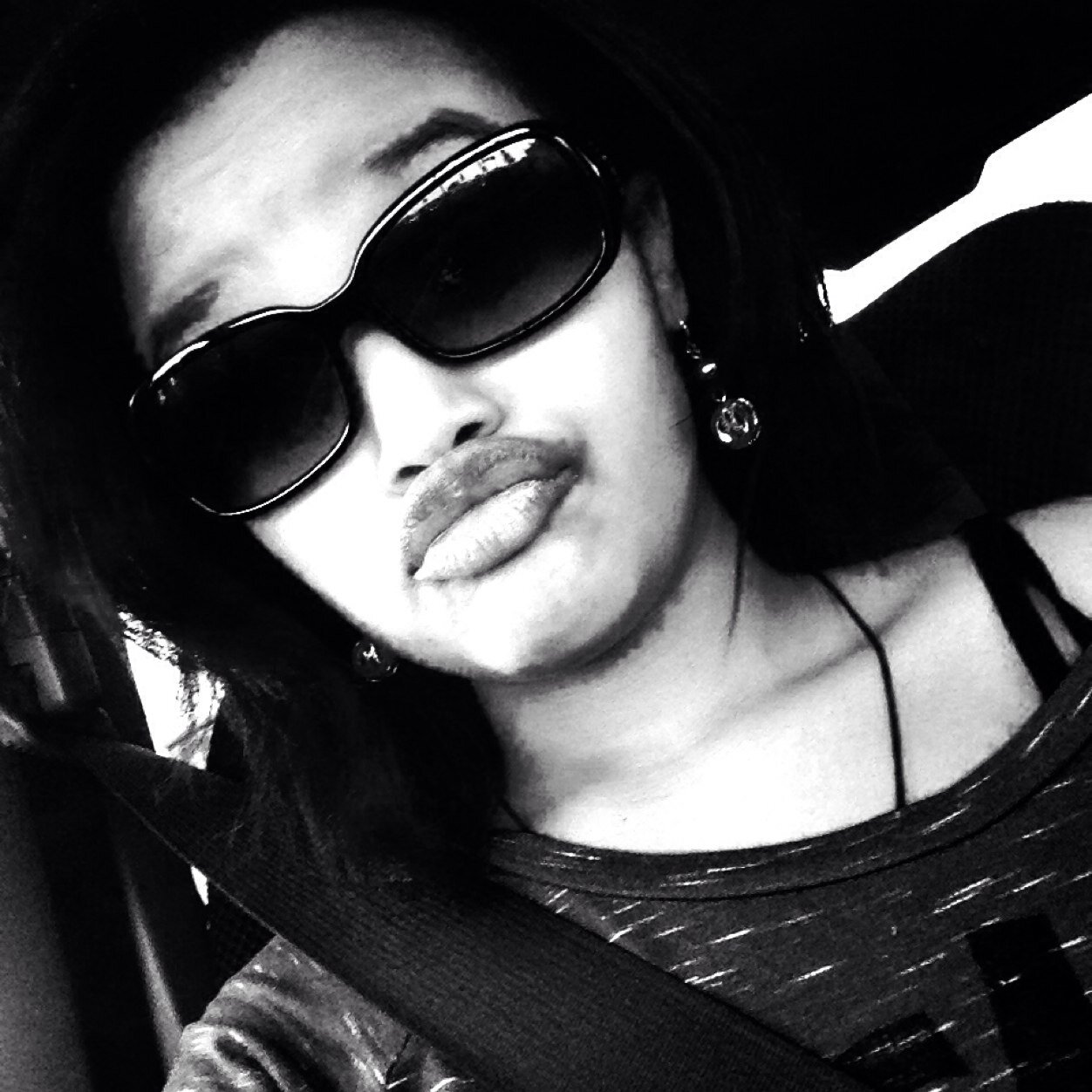 ✨Always be yourself and don't care what other people think!✌️✨
