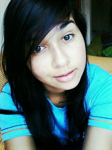 15 anos , escorpiana , chata e orgulhosa *.*