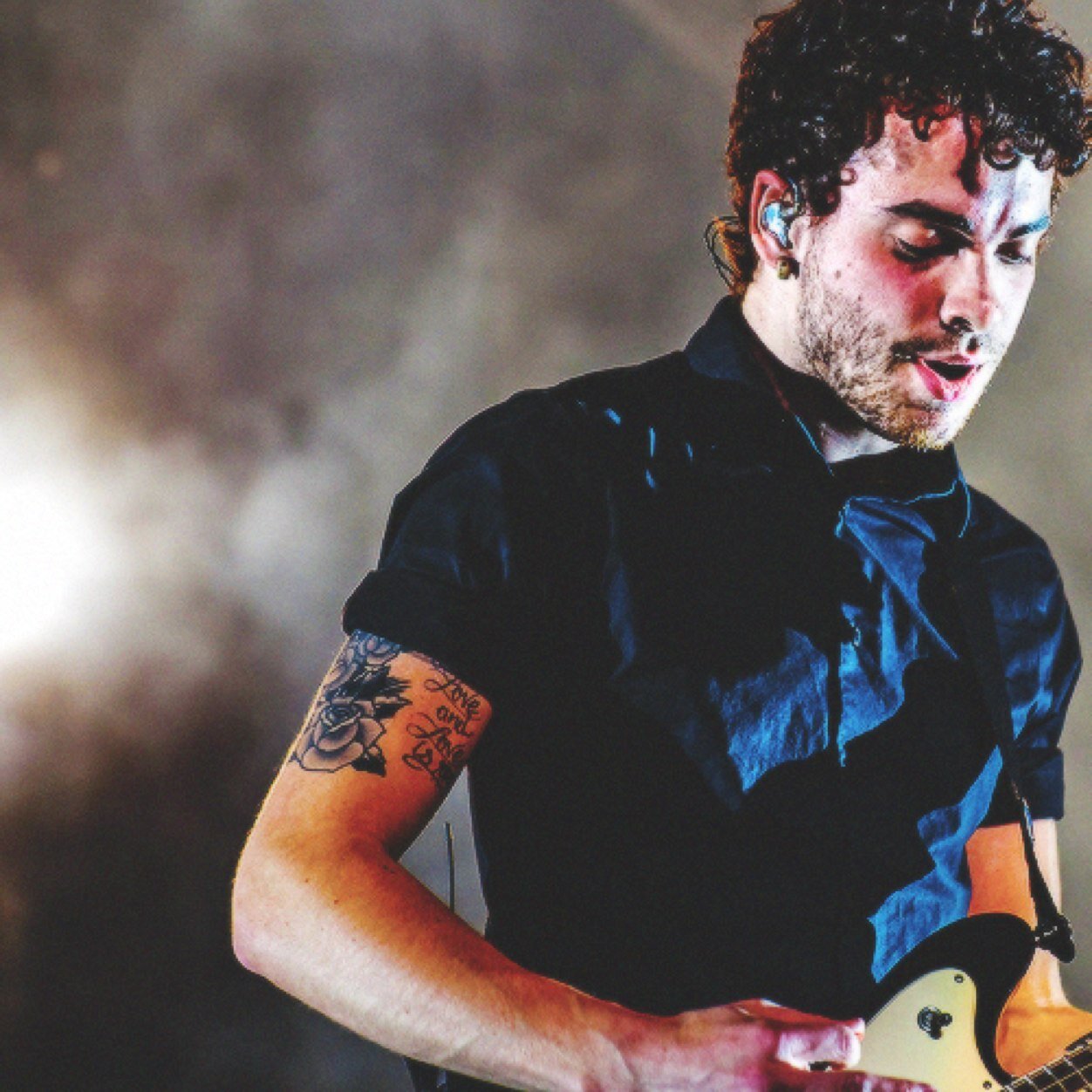Pictures and updates of Taylor York! Owned by - @cuteyork and @hashtonsauce