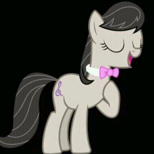 A famous cellits with big dreams, and lives in ponyvill with her marefriend vinyl scratch.