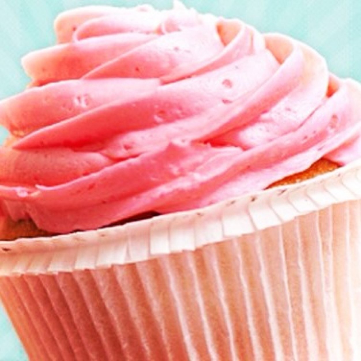 GFwithSarahB's profile picture. Delicious Gluten-Free Bakery w/ allergen friendly options! Purchase online & at local Market's. We ship & deliver. Make your life TASTY with us! #makelifetasty