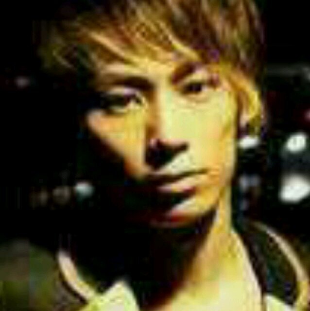 monbo_uwcrew's profile picture. UVERworld愛してる高１男子です(*≧∀≦*)    From Japan 発信地は山梨     皆さんよろしくどーぞっ！      ※UVER専用垢
