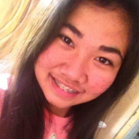 Life is too short to spend time with people who suck the happiness out of you. :)) So guy's follow me here on Twitter @ColynJoy :))