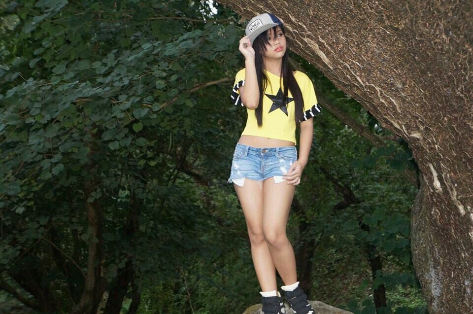Sometimes you meet the wrong person first, before you meet the right one for you. ||Model is my Passion || Christian Girl || 13 || QuezonCityAcademy||