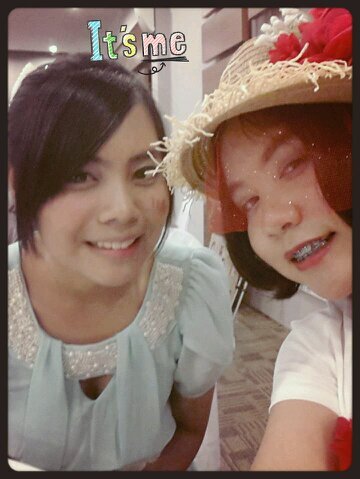 เราชื่ออุ๊นะ เปนเอลฟ์&โซวอน แต่รักทุกวงแบบทั่วถึงมากๆ ทักได้นะฮ้าบ ^^