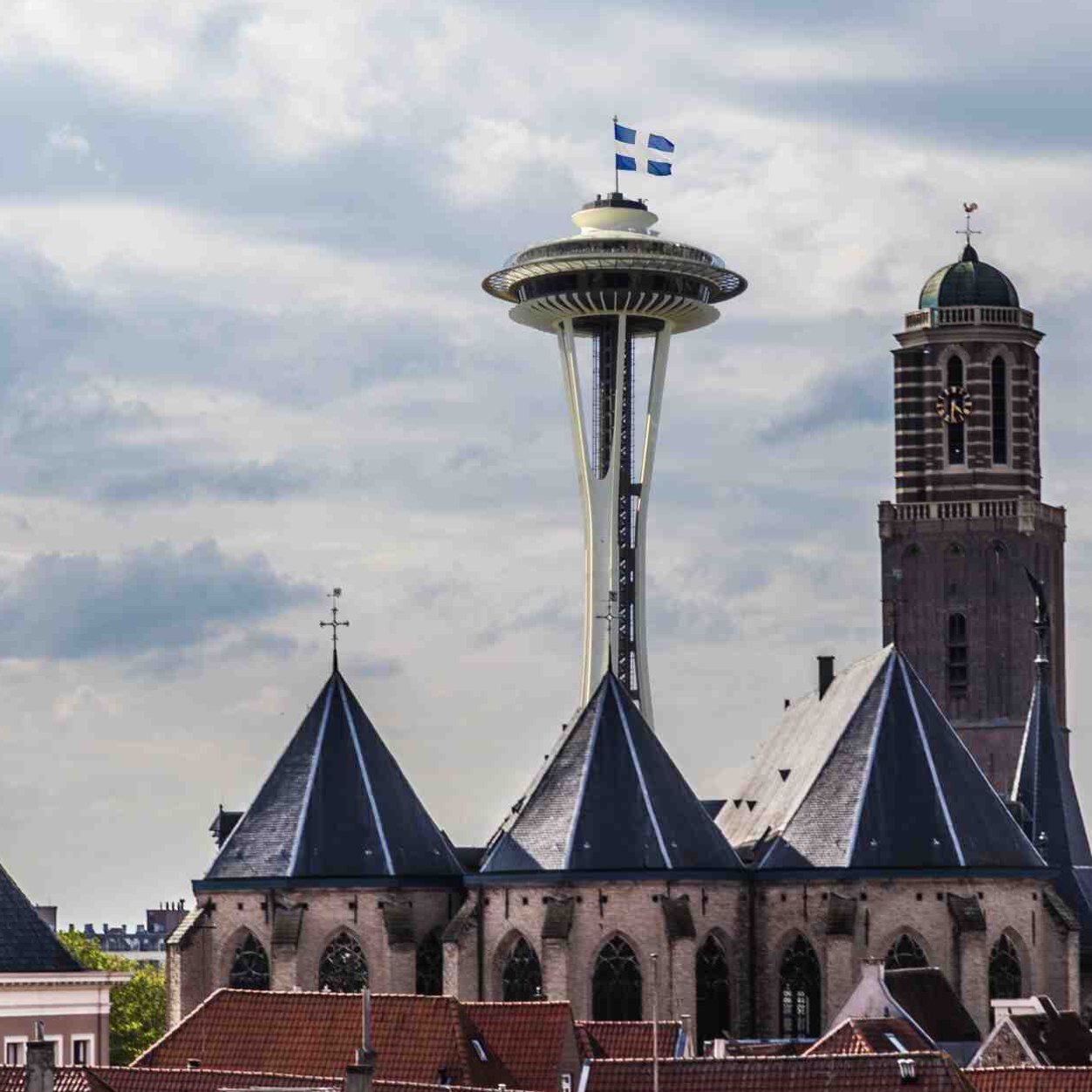 Ruim 330 jaar geleden verloor Nederland haar hoogste toren, die van de Grote Kerk in Zwolle. Tijd voor een nieuwe! Denk je mee?