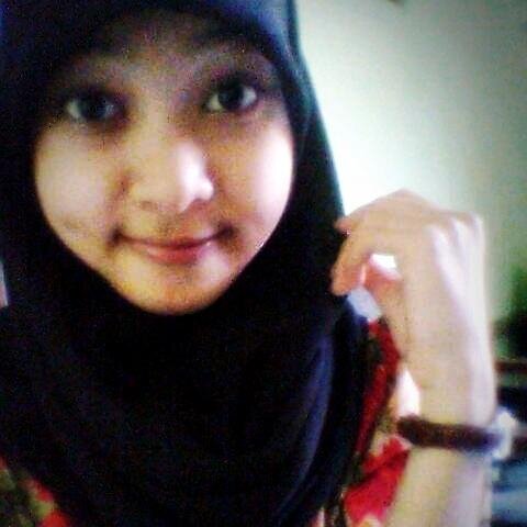 _ Paling nda biza yang namanya nahan air mata. .
^_^
  110594
