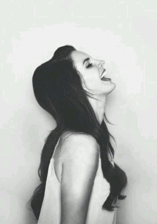 Rihanna. Supernatural. Teen Wolf. Eminem. Lana Del Rey. Pringles.