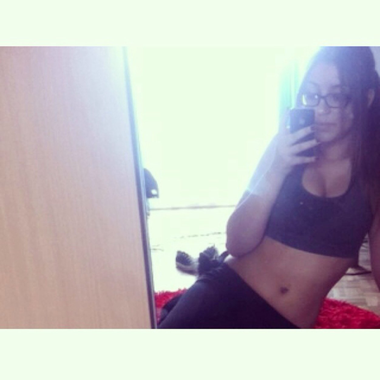 instagram: _mxlvnix_