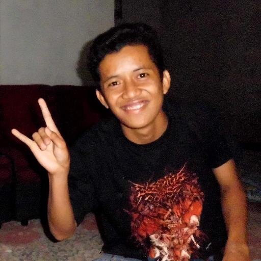 adhi_exc's profile picture. Kalau lagi masuk angin, jangan lupa minum air jahe campur gula merah. Kalau lagi di atas angin, jangan lupa jejak tanah