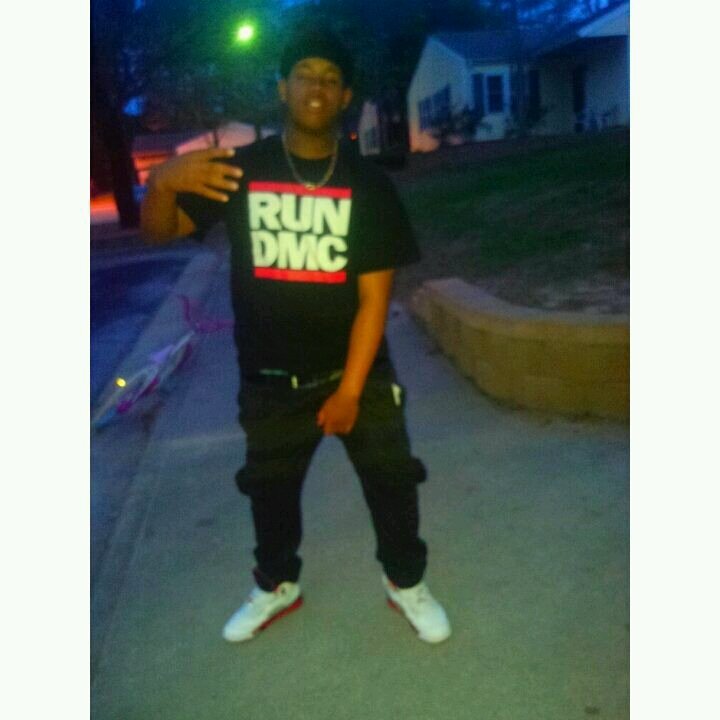 IG _ayowill FB Ayo will