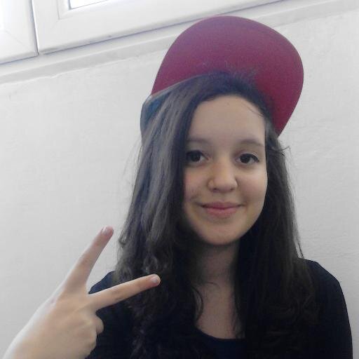 Hi , my name is Anelia , 14 years old from Bulgaria.Belieber and Mahomie. ♛
http://t.co/mJH01PjCX7
