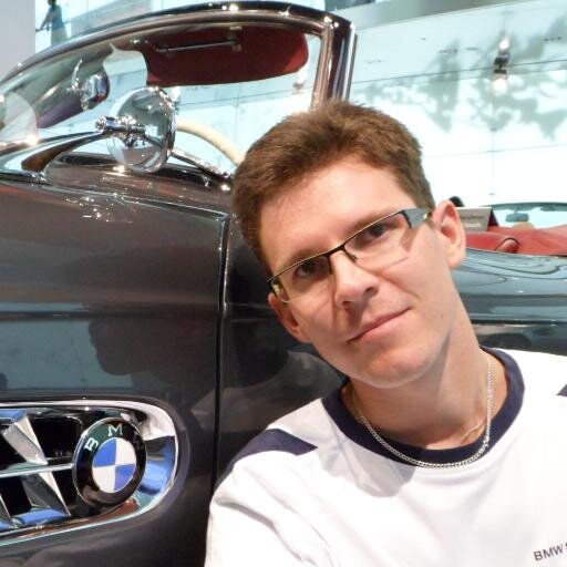 Fanoušek BMW zajímající se o sport, techniku, investice, nápady k podnikání, přírodu...