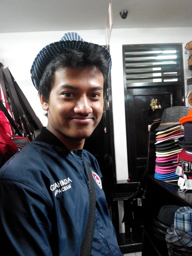 Now, full time worker. Hopefully, be entrepreneur