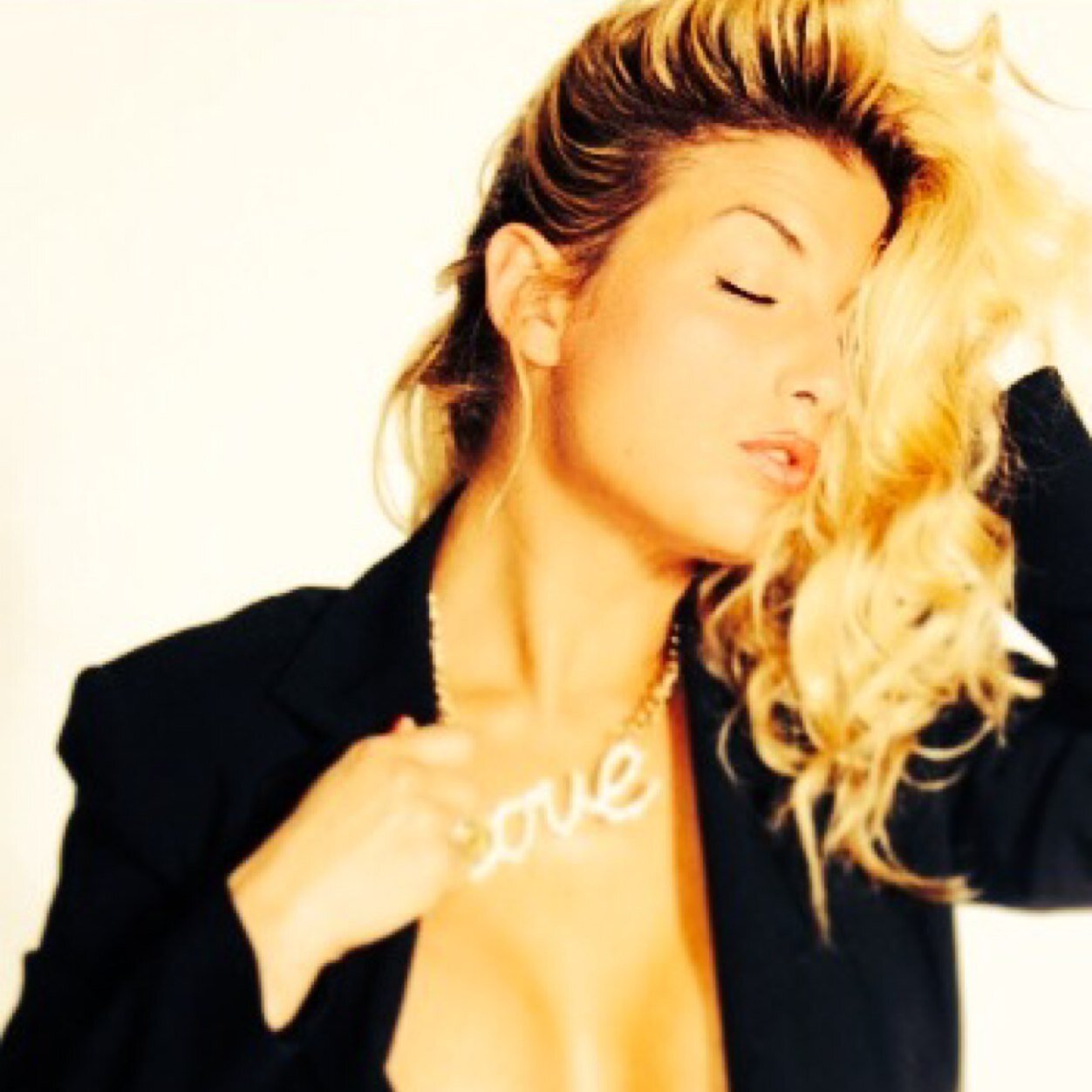 I AM BACK. MODEL,TRAVELER, moto x stunts riding shoots hosting MORE TO COME FOR ALL INQUIRIES InBox