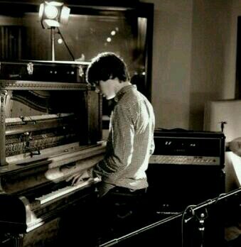 17. «My heartbeats sound louder than my music»