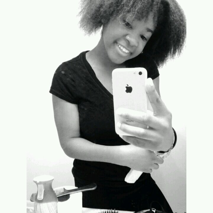 kik/ Wegotthuglove & Nautikaaaa.         & Follow Me On ig @Lvrdchy__