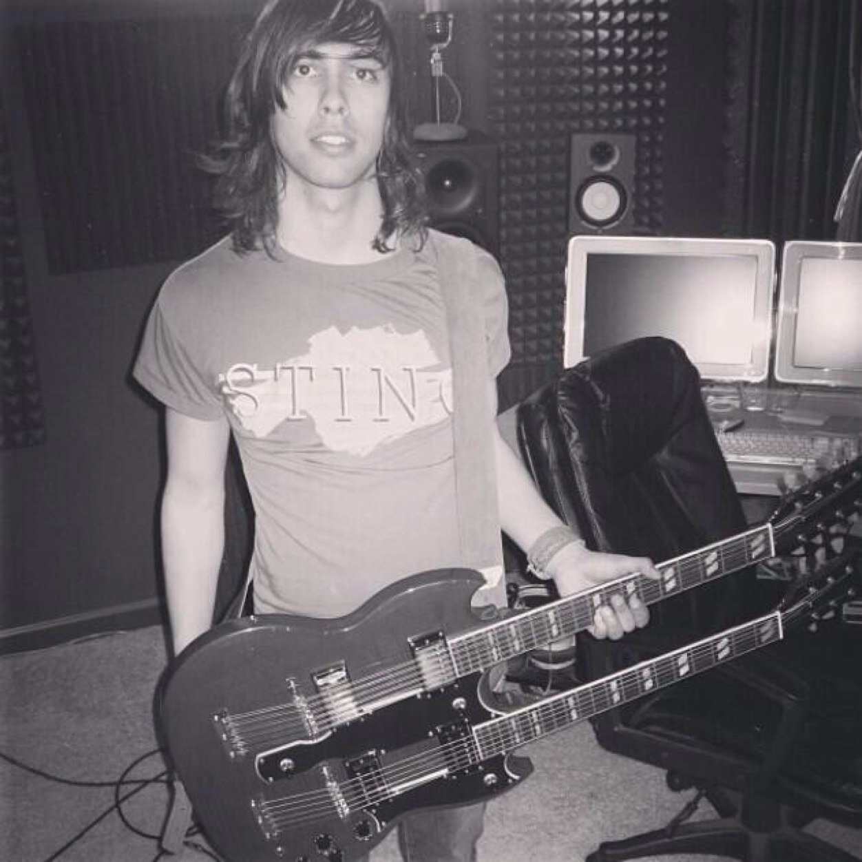 ptvlyrictweets Profile Picture