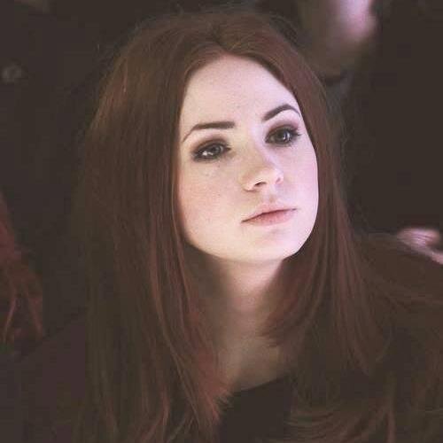 Amy Pond. Looking for my Raggedy Man. |RP Account| |Some Mature Content| |Single RP|