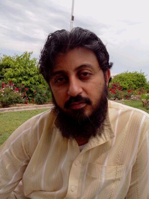 asimsarwar215's profile picture. 