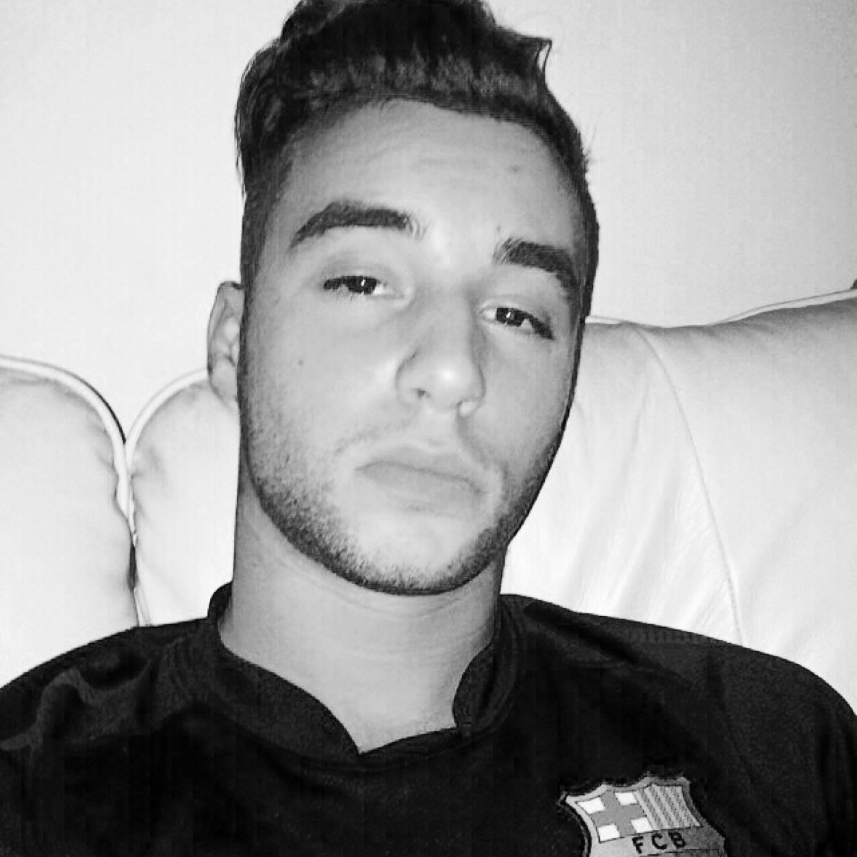 Snapchat: ElieBenchimol Instagram: eliebenchimol