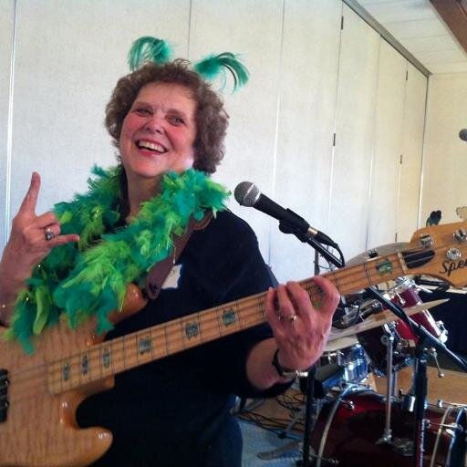 Fender Basses, Spector Basses and Pembroke Welsh Corgi's make the world a happy place