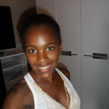 Sou baixinha, tenho 17 anos e sou solteira....  Aprendi que um dos segredos da vida é não demonstrar tudo o que a gente sente ♥ https://t.co/tt4e32hZPR