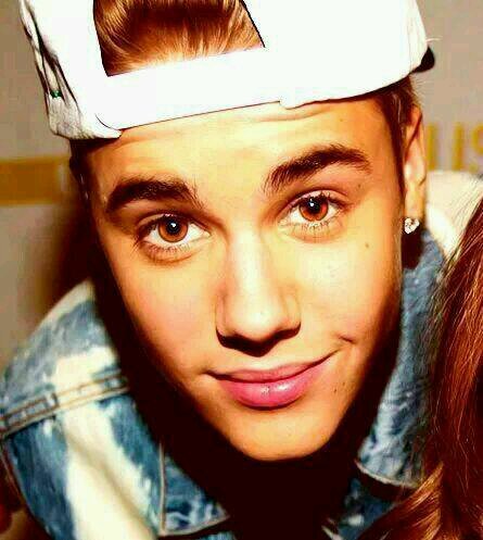 I'm a true Belieber, I stayed and I'll stay forever for Justin. saw him on 03/23/13