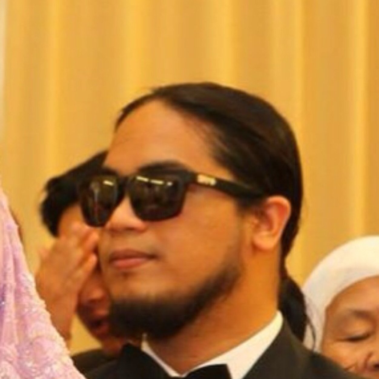 WeathermnNorman's profile picture. HSBC : Hidup Single Baru Chillin