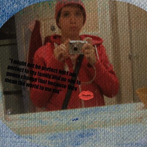 hey i am jess follow me and i'll follow you back tweetweet