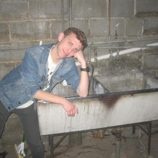 lilGuppyDad's profile picture. basically the real life Kimmy Gibbler